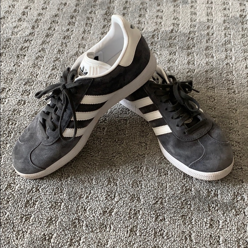 Dark grey adidas gazelle sneaker